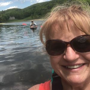 Meet your Posher, Sharon